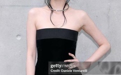 国产亚洲精品久久久久的角色